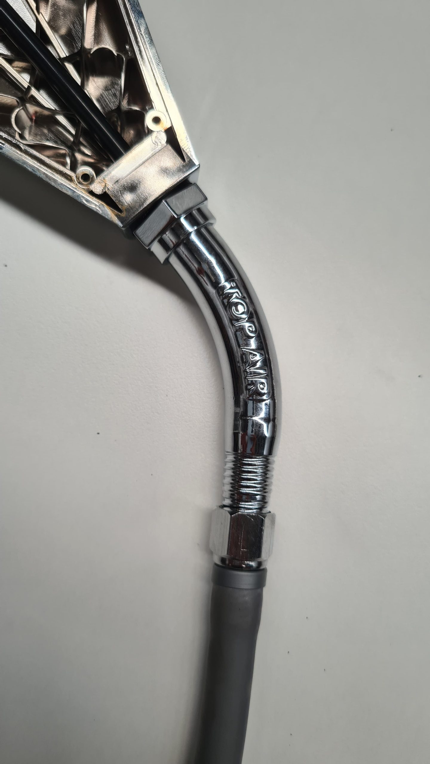 ac042645-807e-47ab-9398-4088140613ce