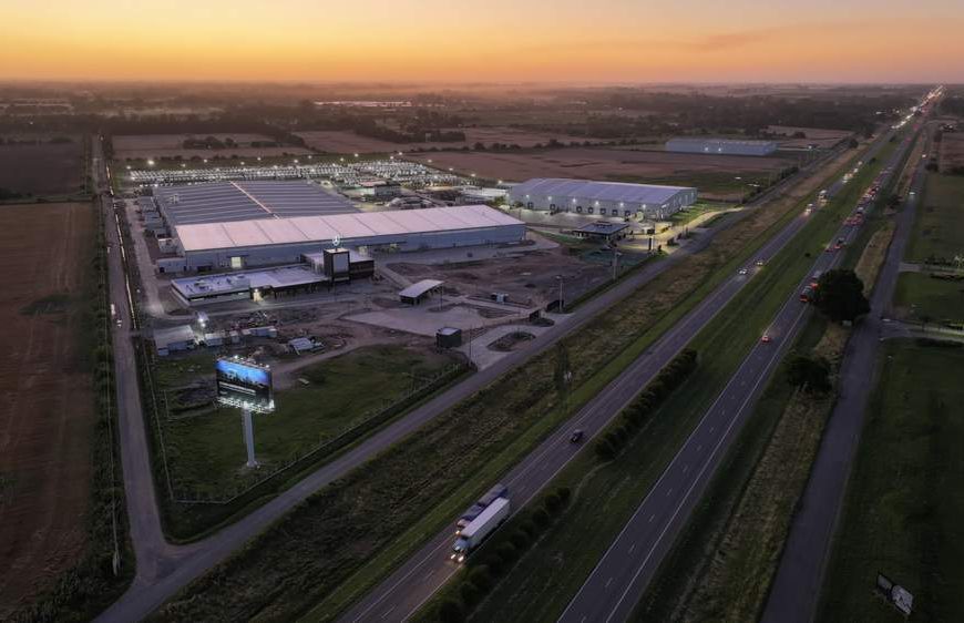 Mercedes-Benz Camiones y Buses Argentina inauguró el Centro…
