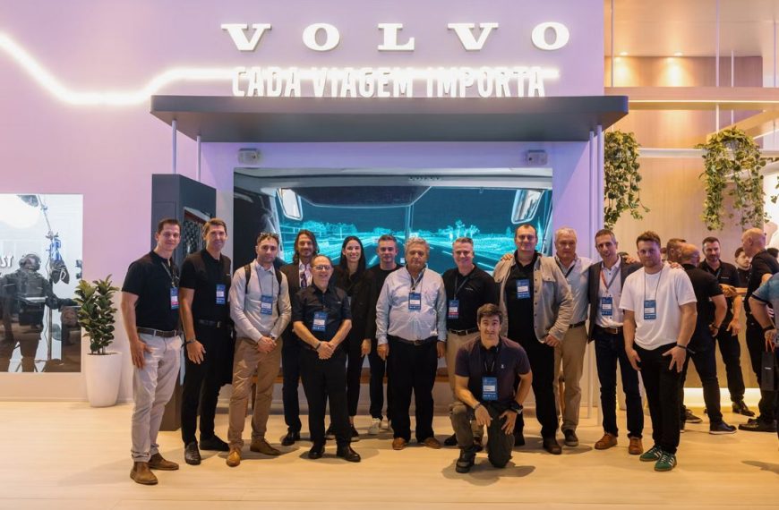 Volvo Buses llevó clientes de la región a…